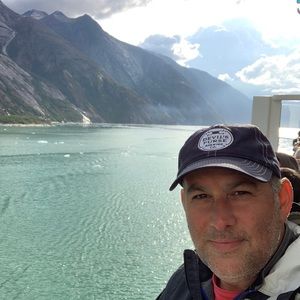 Meet your Posher, Chris